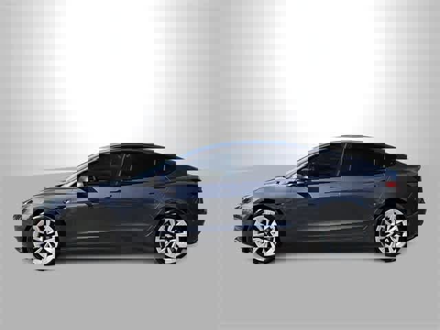 Used 2023 Tesla Model 3 Standard Range image 5