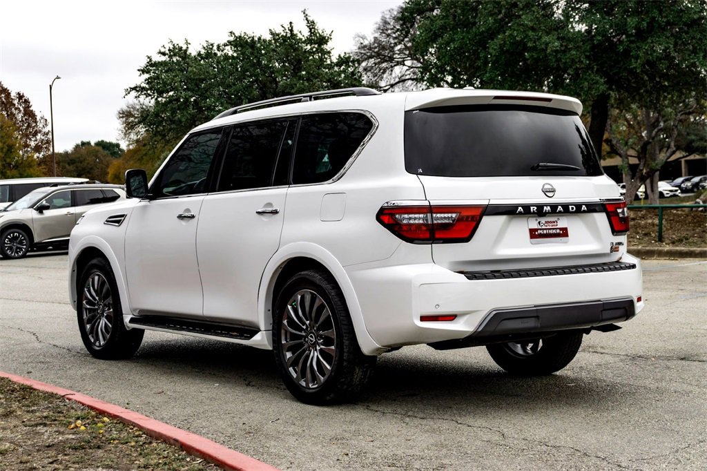 Used 2023 Nissan Armada Platinum w/ Captain's Chairs Package image 7