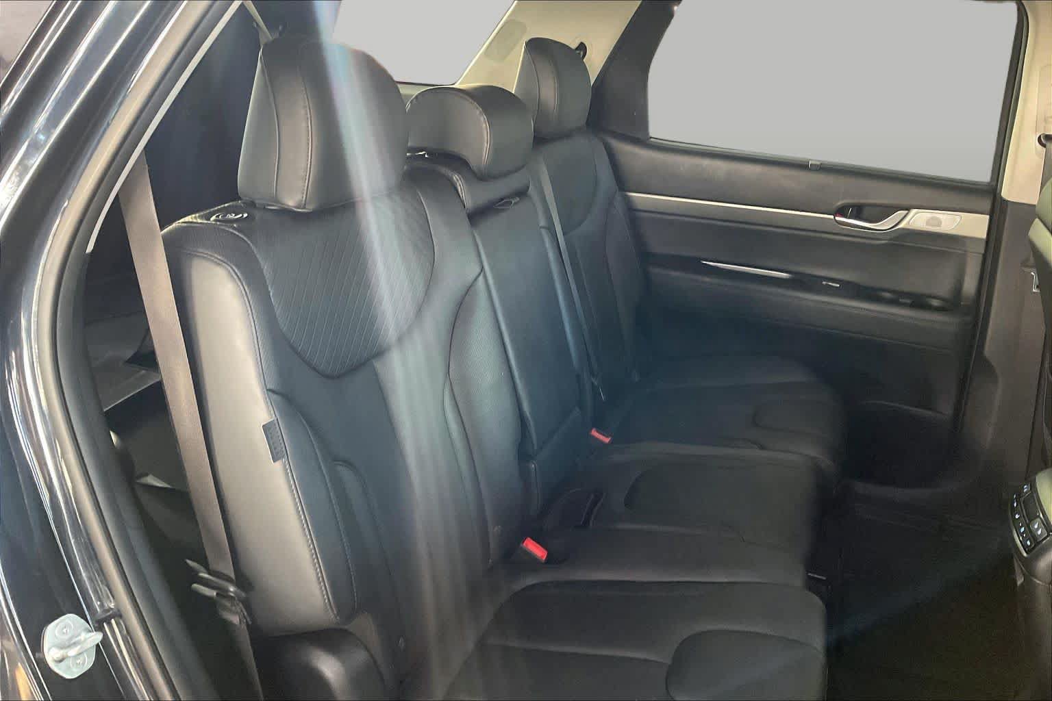 Used 2024 Hyundai Palisade SEL FWD image 20