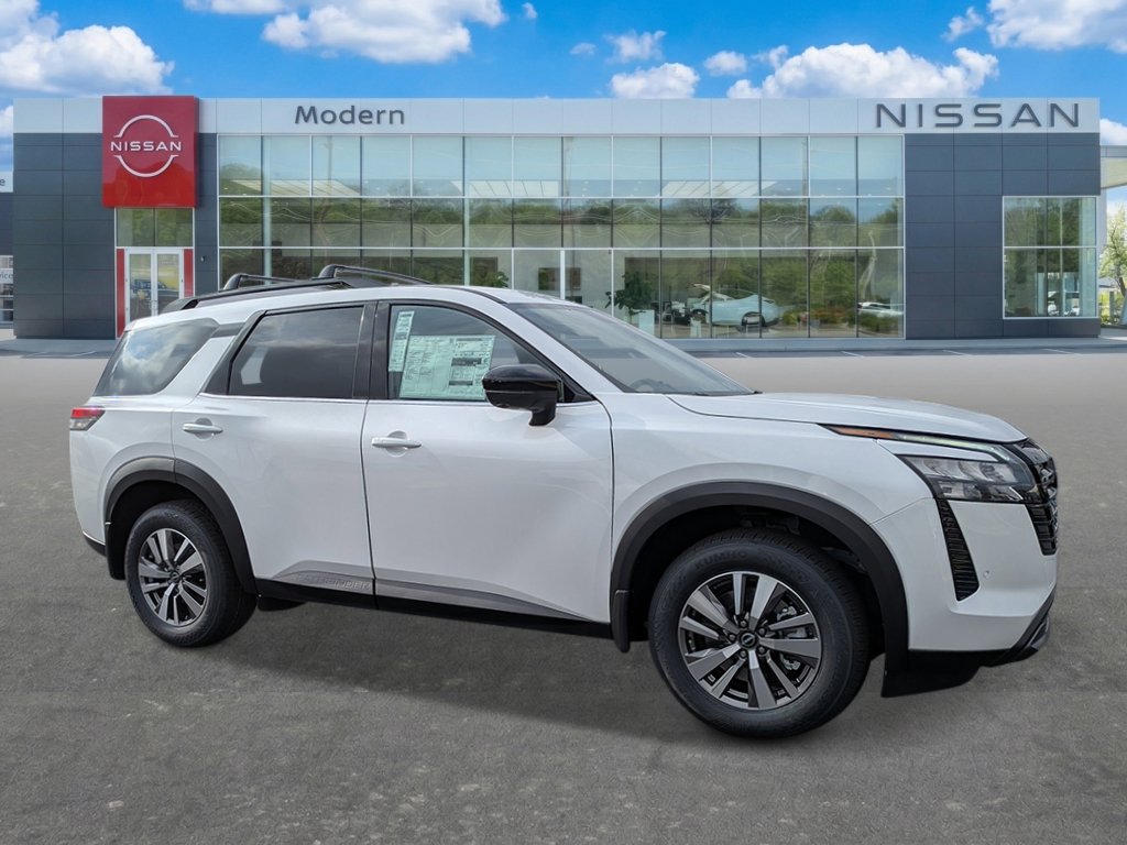 New 2026 Nissan Pathfinder SL FWD image 6