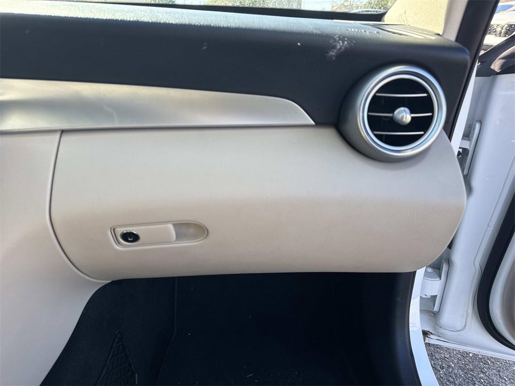 Used 2019 Mercedes-Benz C 300 Sedan image 29