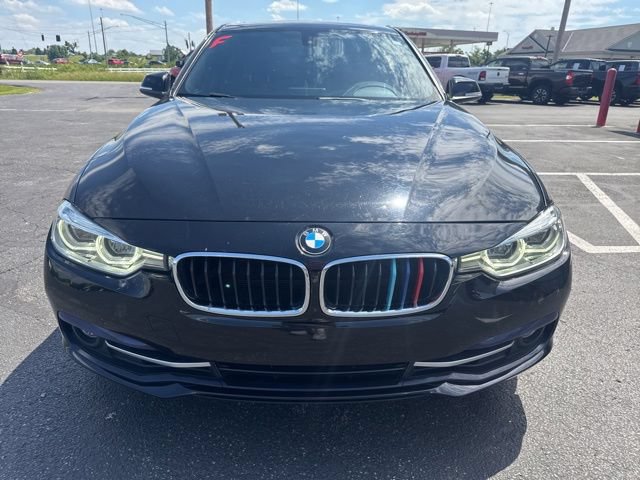 Used 2018 BMW 330i xDrive Sedan w/ Convenience Package AWD/4WD image 8