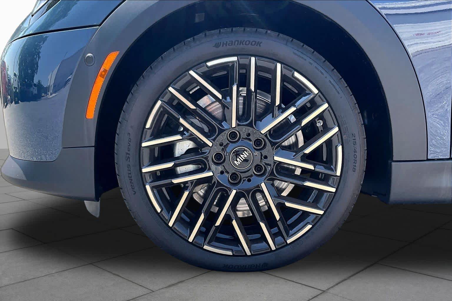 Used 2026 MINI Cooper S FWD image 11