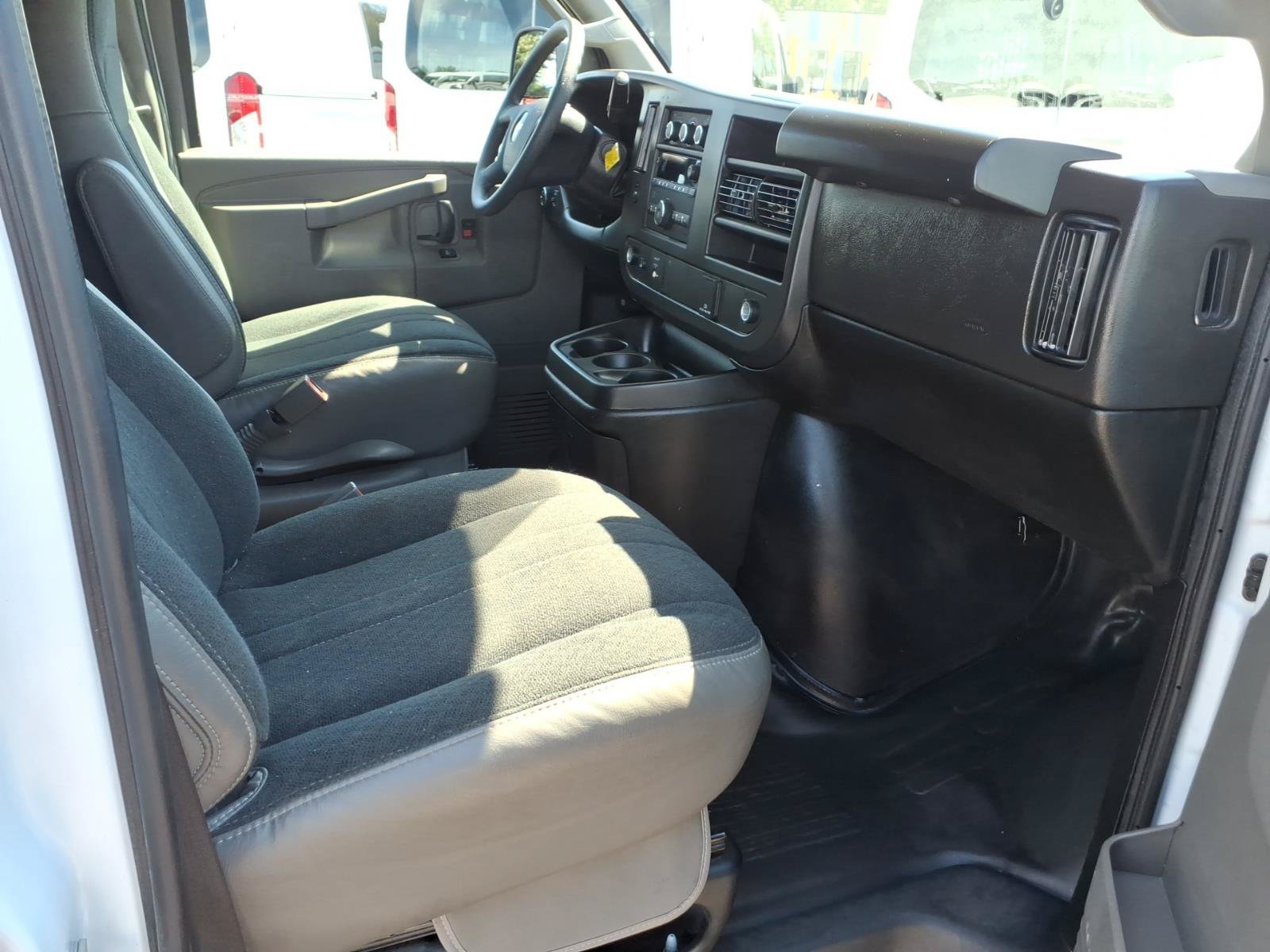 Used 2025 Chevrolet Express 2500 w/ Driver Convenience Package RWD image 18