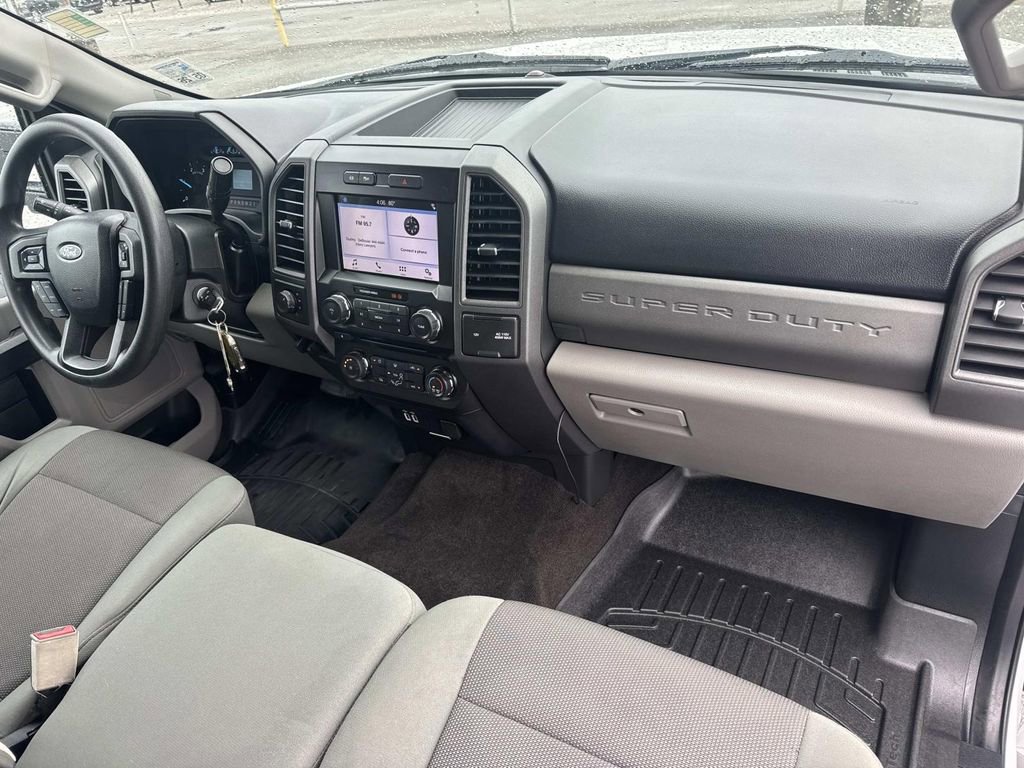 Used 2018 Ford F250 XL w/ STX Appearance Package AWD/4WD image 13