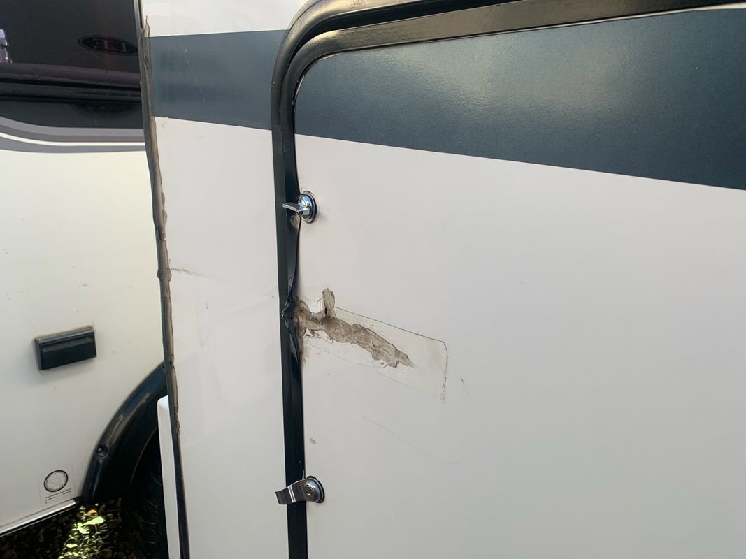 Used 2022 Ford E-450 and Econoline 450 Super Duty w/ Motorhome Prep Package image 36