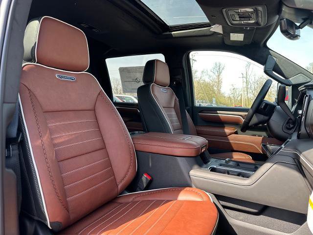 New 2026 GMC Sierra 2500 Denali Ultimate w/ Max Trailering Package image 17