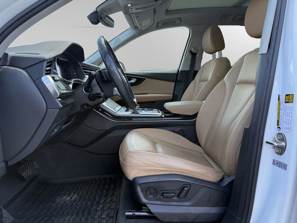 Used 2021 Audi Q7 3.0T Premium Plus w/ Executive Package image 9