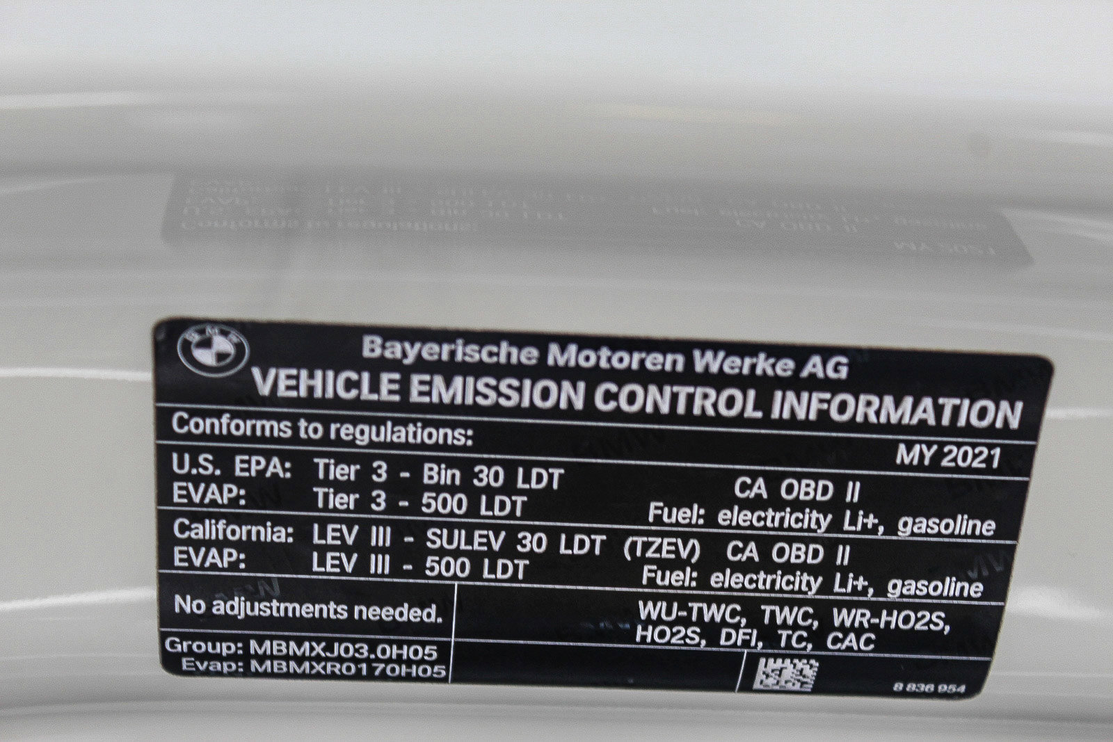 Used 2021 BMW X5 xDrive45e w/ Parking Assistance Package image 28