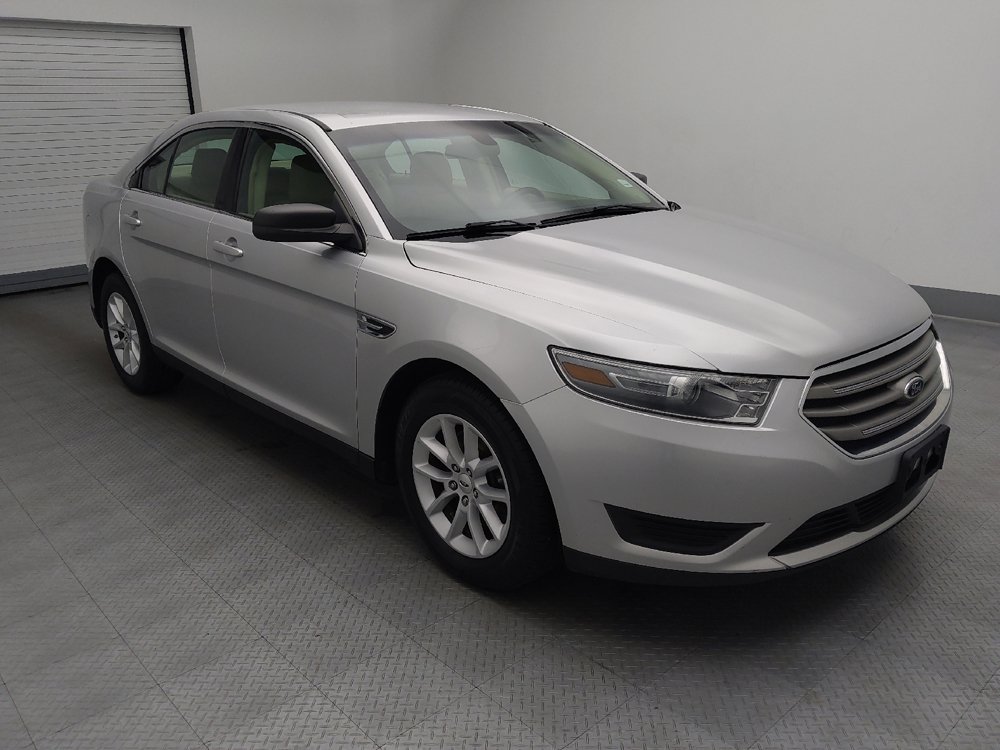 Used 2014 Ford Taurus SE FWD image 13