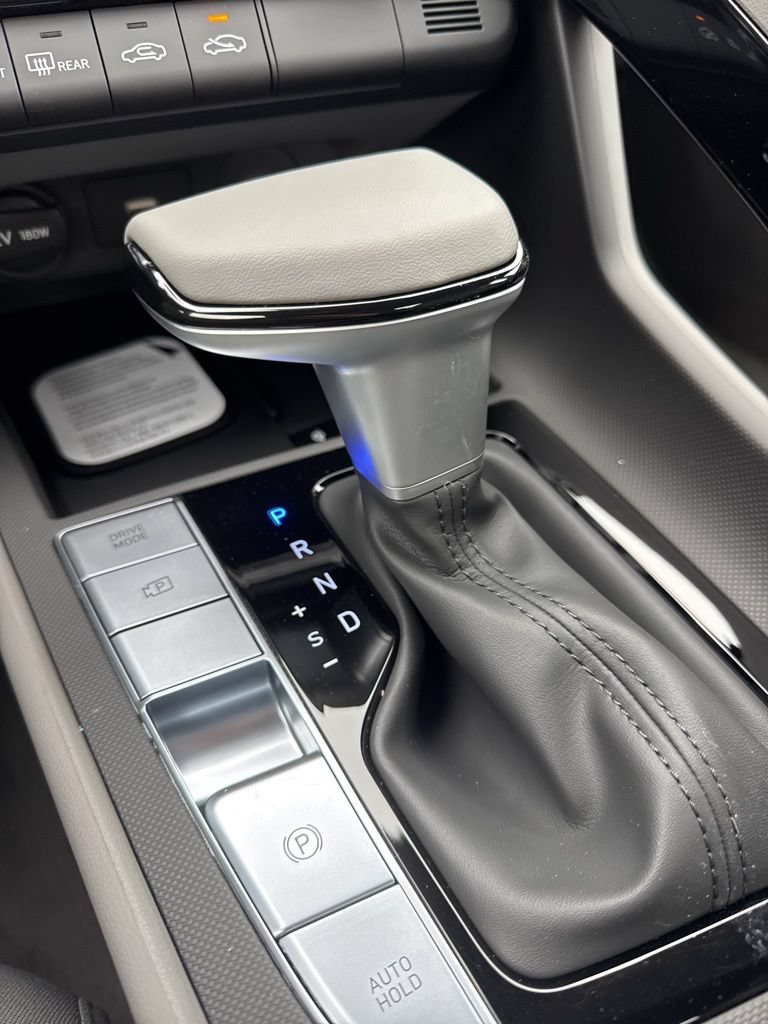 New 2026 Hyundai Elantra SEL FWD image 12