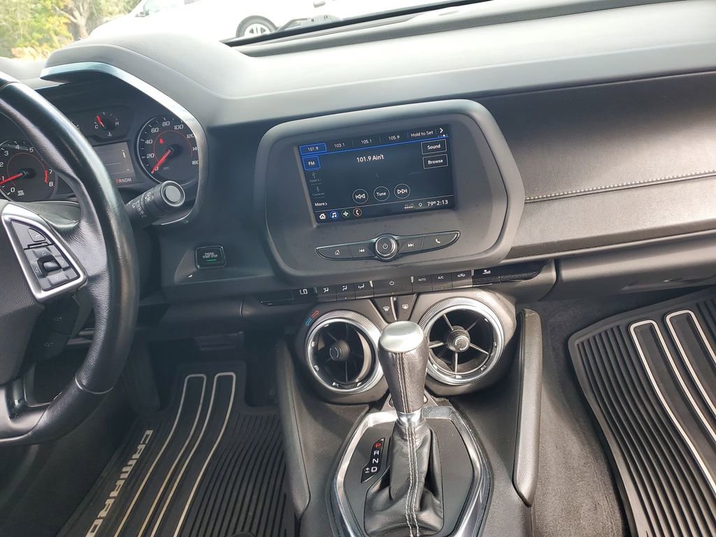 Used 2020 Chevrolet Camaro LS image 10