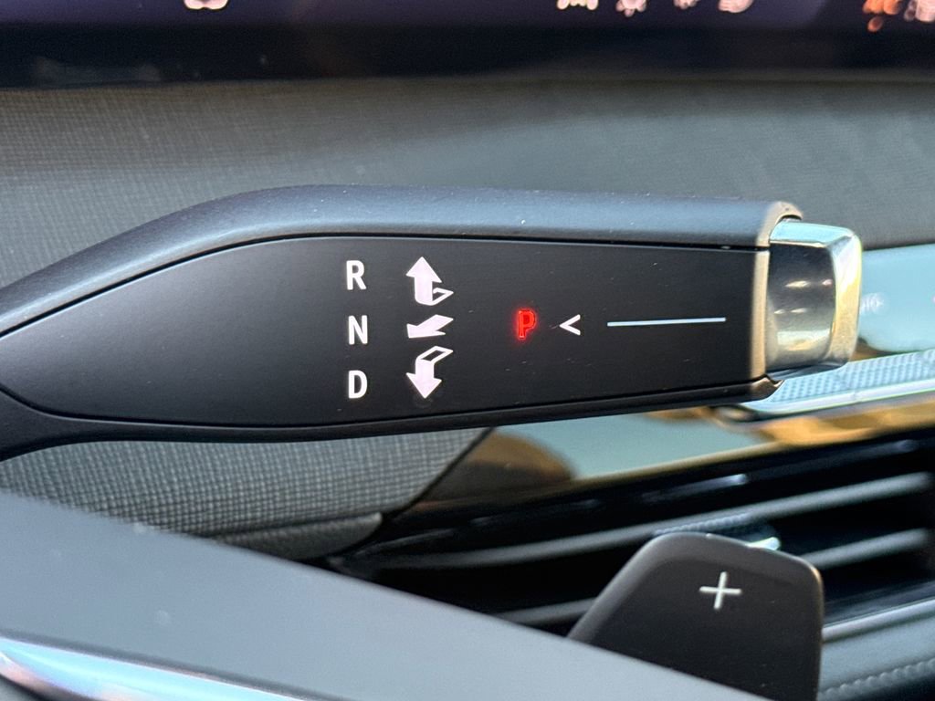 Used 2025 Buick Enclave Preferred image 25