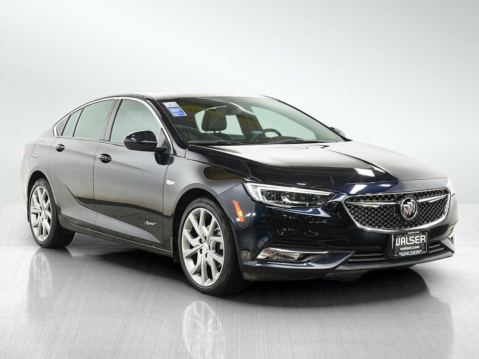 Used 2019 Buick Regal Avenir FWD image 7