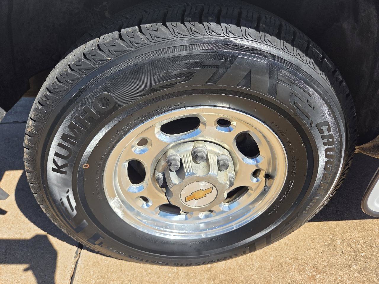 Used 1999 Chevrolet Silverado 2500 LS w/ Firm Ride Suspension Pkg RWD image 20