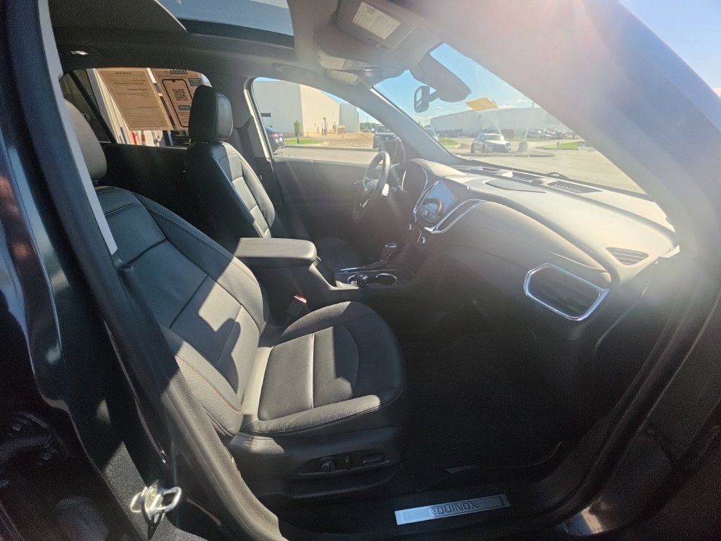 Used 2021 Chevrolet Equinox Premier AWD/4WD image 37