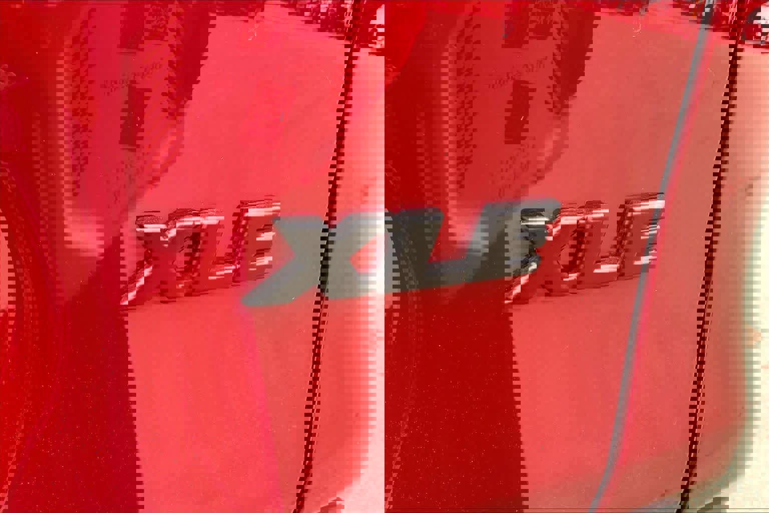 Used 2025 Toyota RAV4 XLE Premium image 10