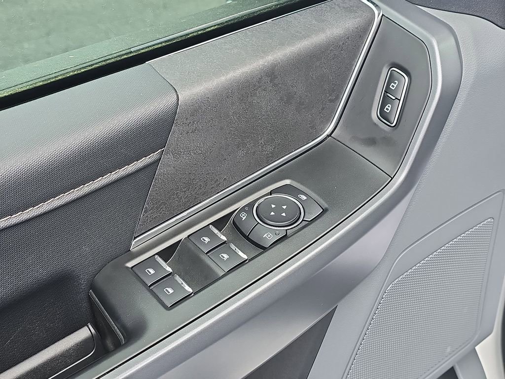 Used 2025 Ford F150 XLT w/ Equipment Group 301A Standard AWD/4WD image 18