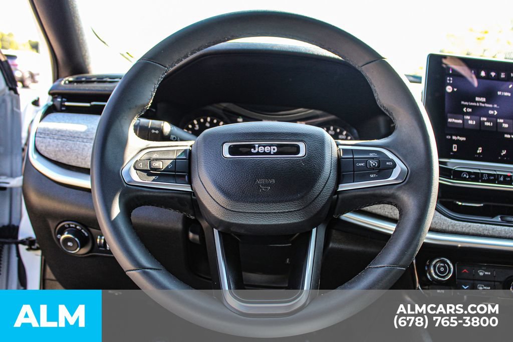 Used 2024 Jeep Compass Latitude AWD/4WD image 20