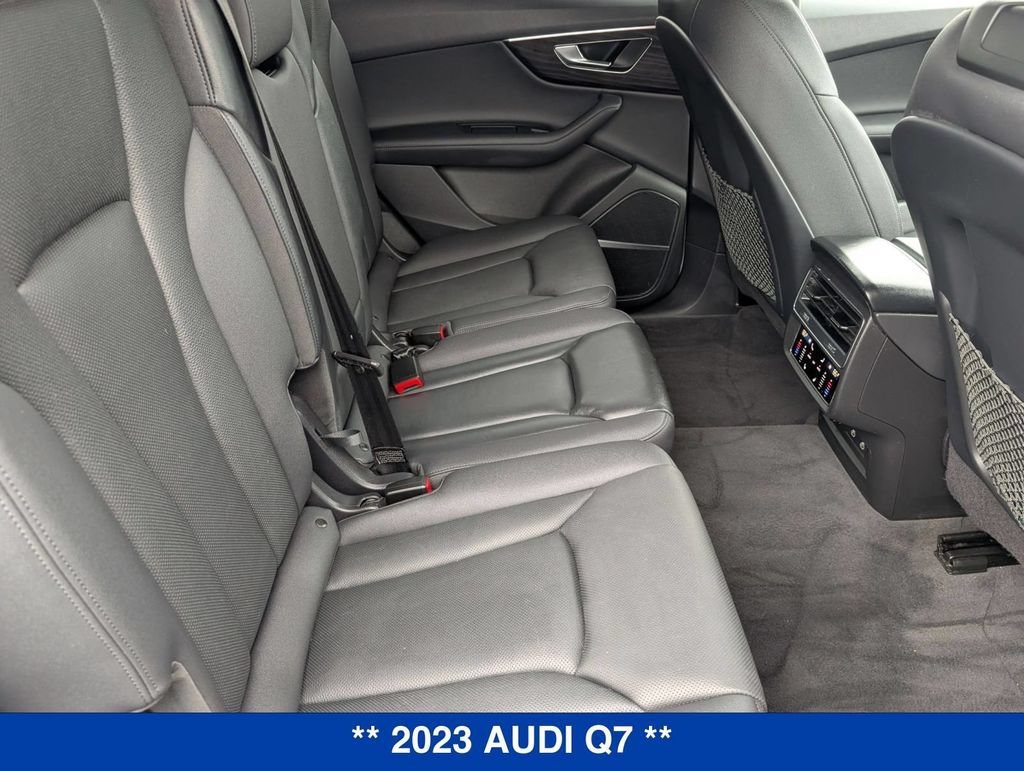 Used 2023 Audi Q7 2.0T Premium Plus w/ Premium Plus Package AWD/4WD image 28