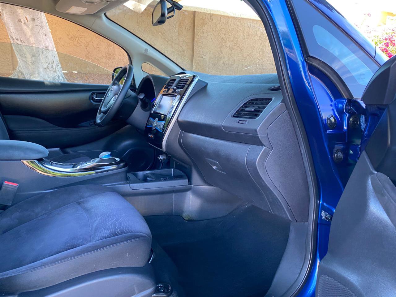 Used 2016 Nissan Leaf SV FWD image 49