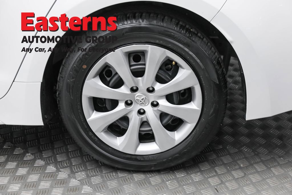 Used 2024 Toyota Corolla LE image 8