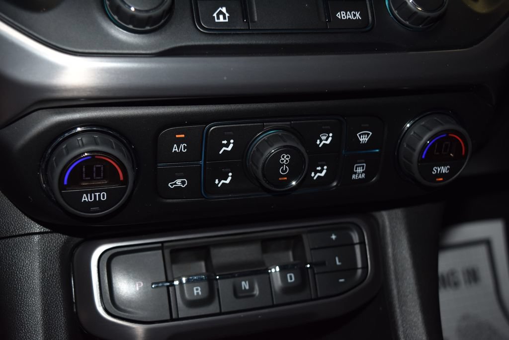 Used 2021 GMC Acadia AT4 w/ LPO, Adventure Package AWD/4WD image 13