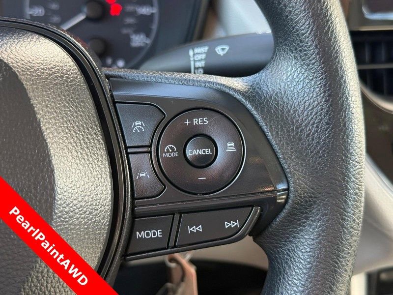 Used 2024 Toyota Corolla Cross L AWD/4WD image 21