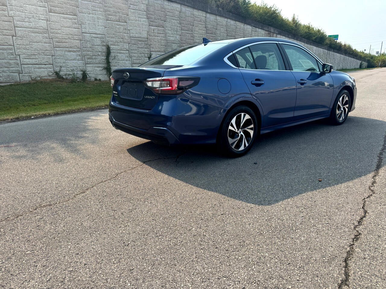 Used 2022 Subaru Legacy image 3