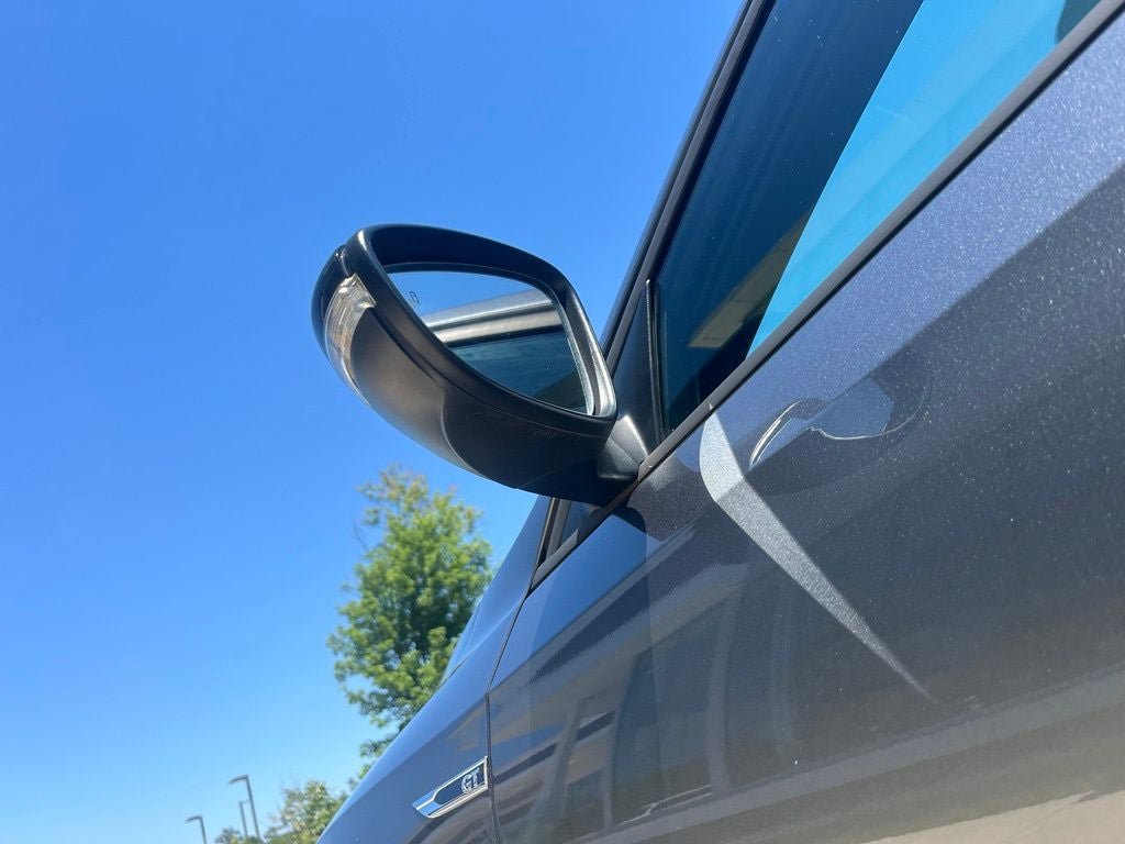 Used 2018 Volkswagen Passat 3.6 FWD image 40