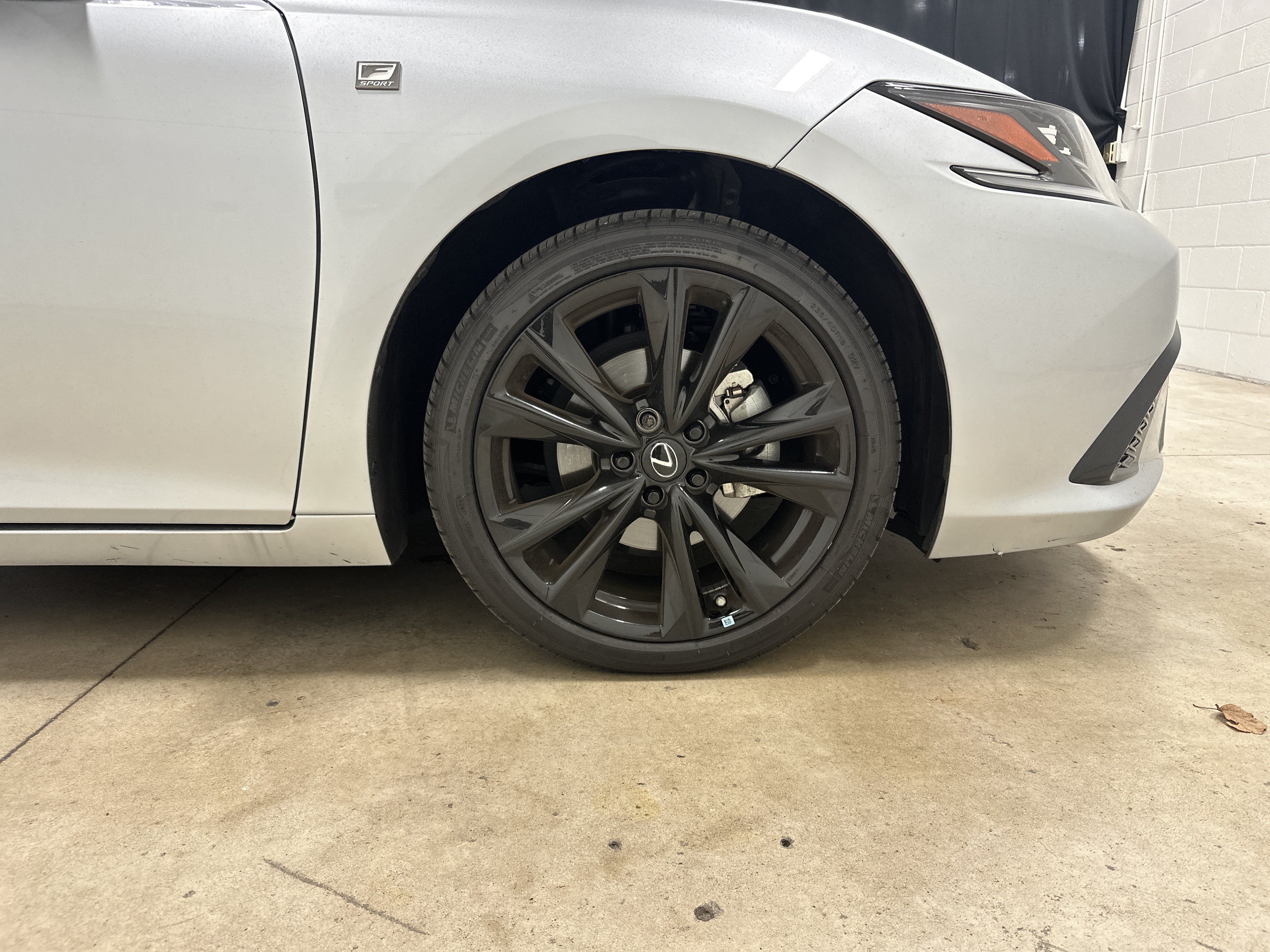 Used 2023 Lexus ES 350 F Sport FWD image 13