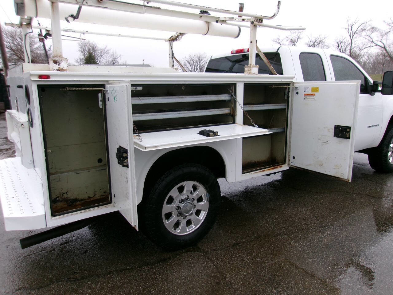 Used 2013 GMC Sierra 3500 W/T w/ Snow Plow Prep Package image 6