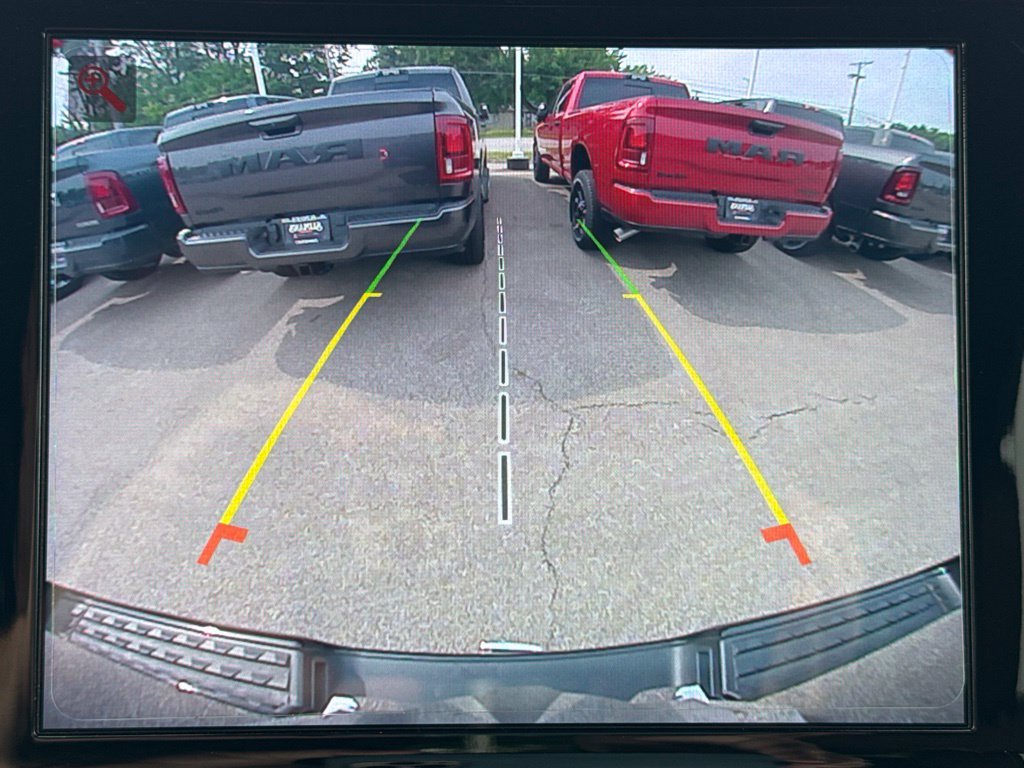 Used 2022 RAM 1500 Limited w/ Body Color Bumper Group AWD/4WD image 29