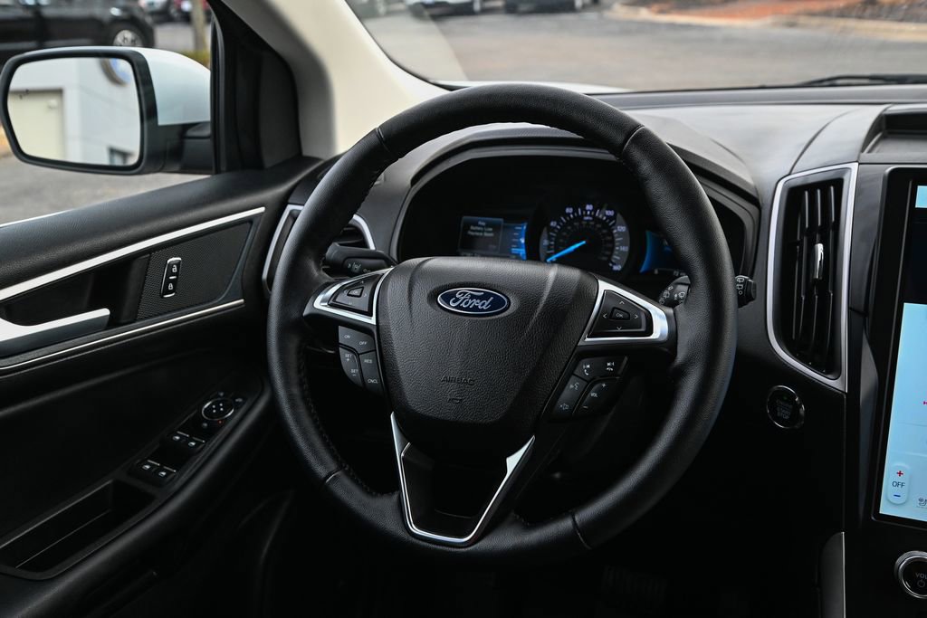 Used 2024 Ford Edge SEL w/ Convenience Package AWD/4WD image 32