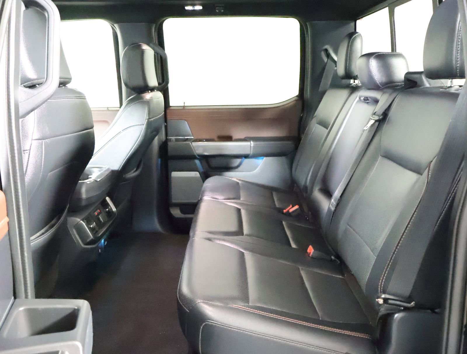 Used 2022 Ford F150 Lariat w/ Equipment Group 502A High image 49