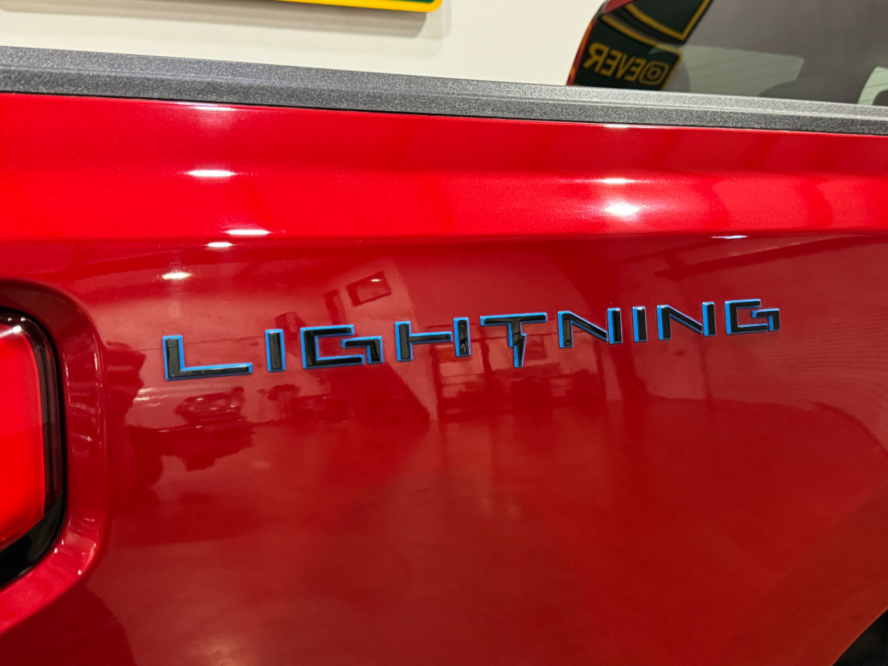 Used 2023 Ford F150 Lightning XLT image 57