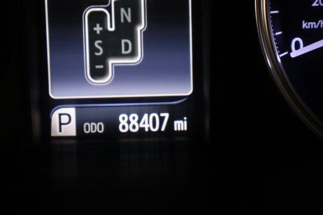 Used 2016 Toyota Camry XLE image 15