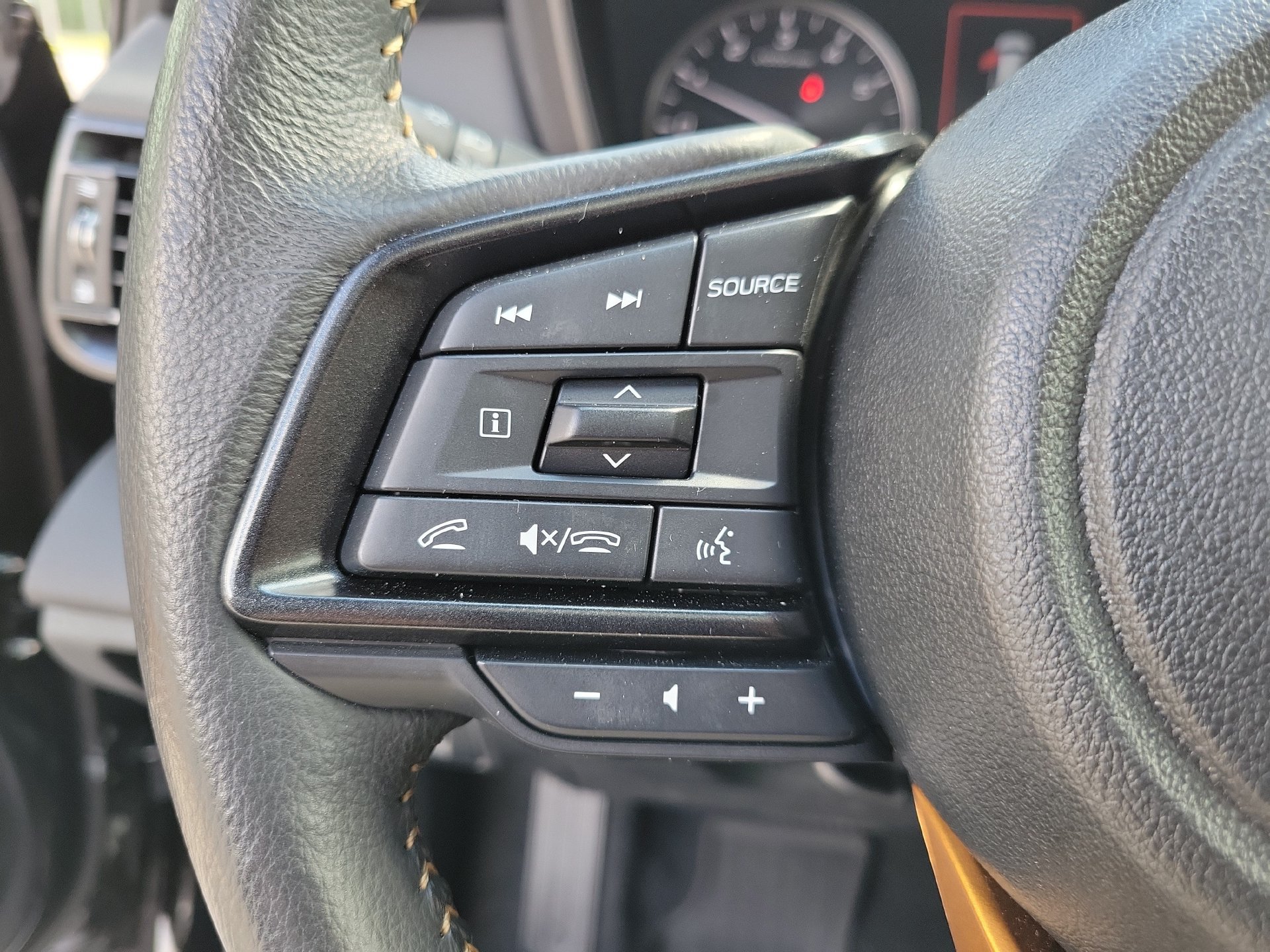 Used 2025 Subaru Outback Wilderness AWD/4WD image 34