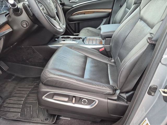 Used 2020 Acura MDX w/ Technology Package AWD/4WD image 17