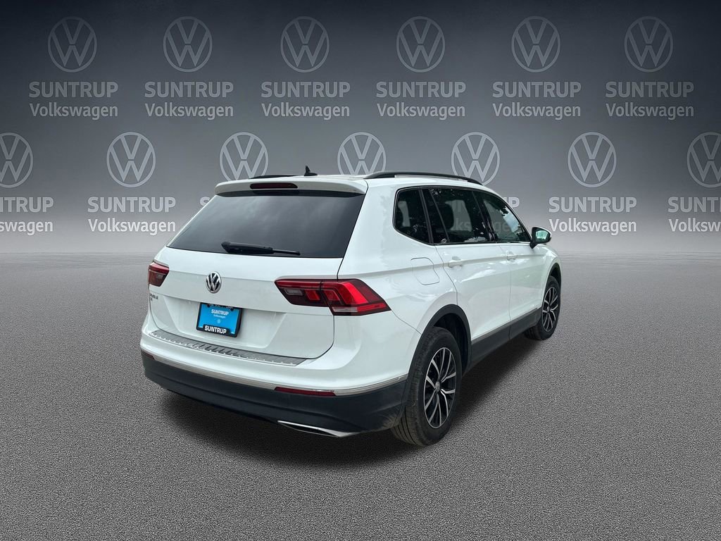 Used 2021 Volkswagen Tiguan SE w/ Panoramic Sunroof Package FWD image 38