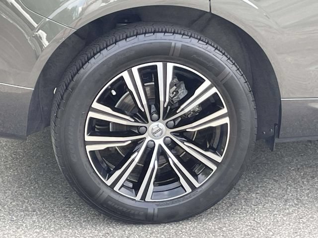 Used 2022 Volvo XC60 B5 Inscription w/ Advanced Package AWD/4WD image 6