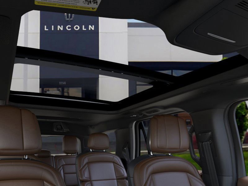 New 2025 Lincoln Navigator Reserve image 22