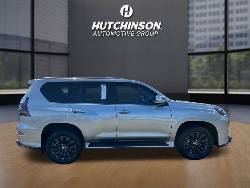 Used 2023 Lexus GX 460 Premium w/ Accessory Package AWD/4WD image 8
