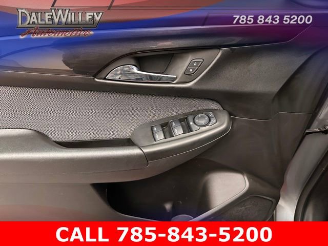 Used 2025 Chevrolet TrailBlazer LT image 16