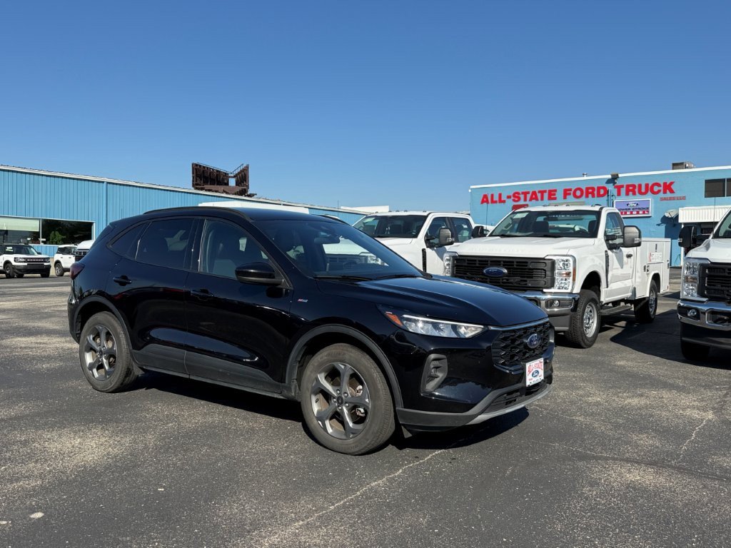Used 2025 Ford Escape ST-Line Select AWD/4WD image 1