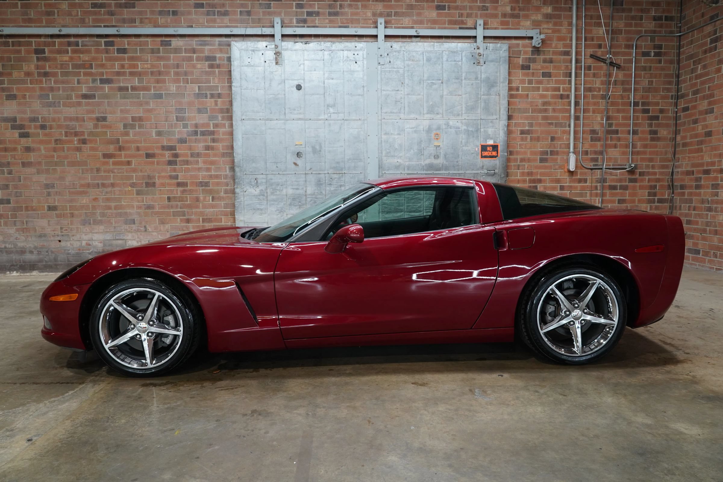 Used 2012 Chevrolet Corvette Coupe w/ Roof Package RWD image 9
