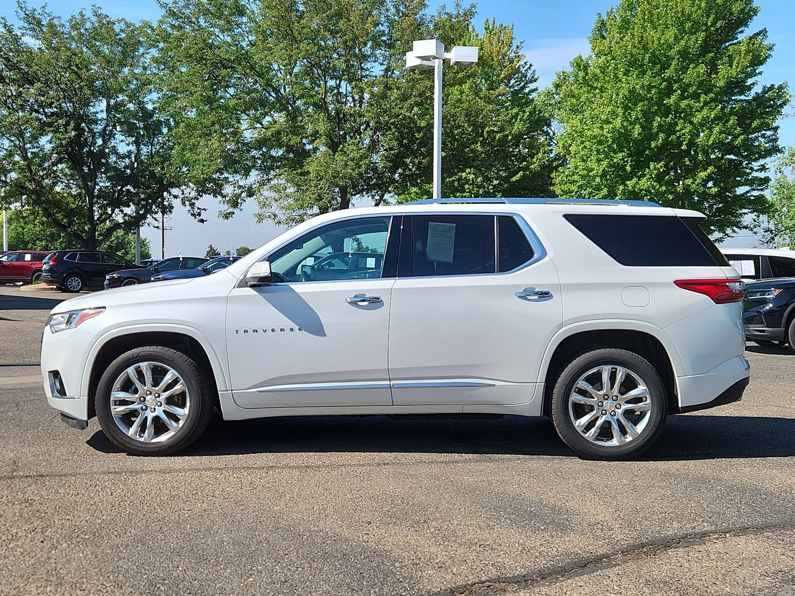 Used 2021 Chevrolet Traverse High Country AWD/4WD image 2