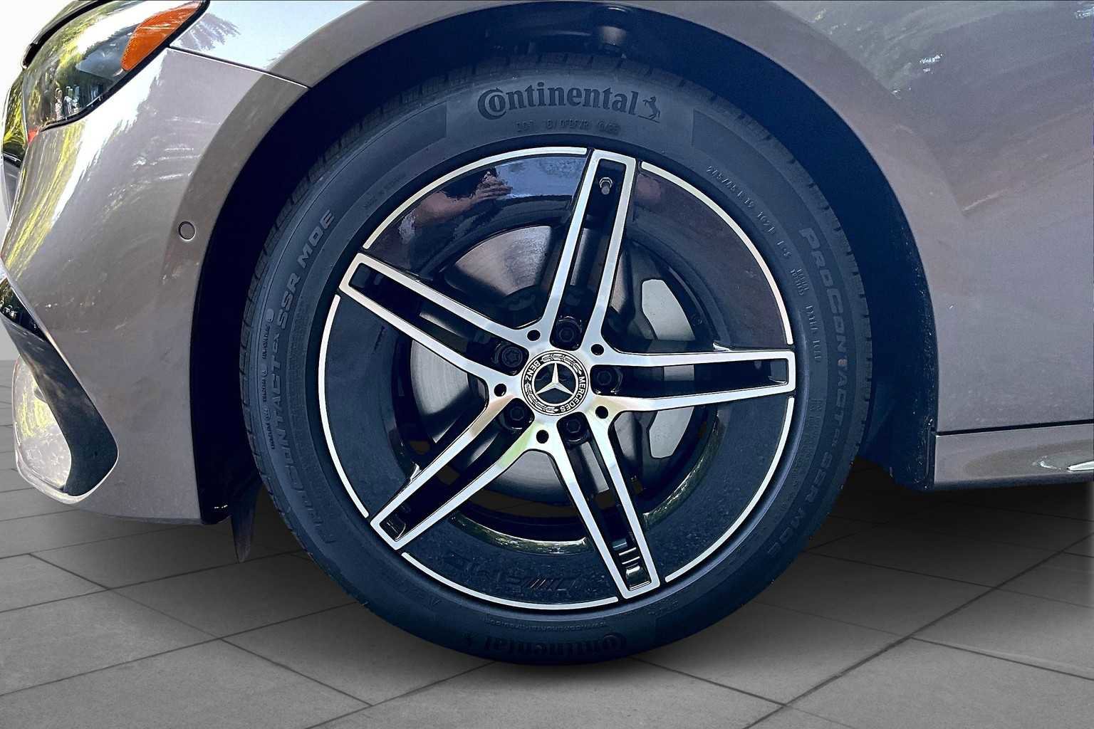 New 2026 Mercedes-Benz E 350 4MATIC Sedan image 16