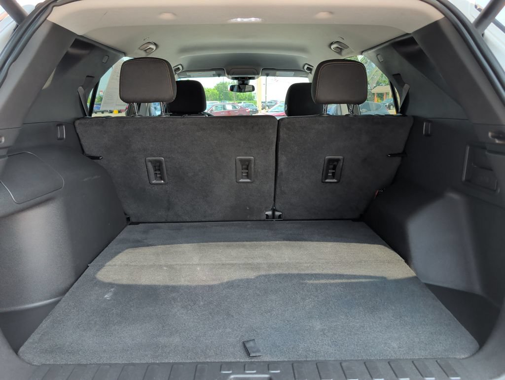 Used 2021 Chevrolet Equinox LT FWD image 19