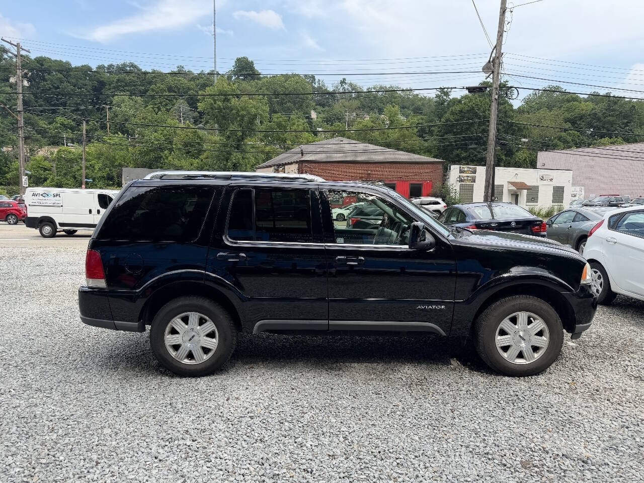 Used 2005 Lincoln Aviator AWD image 7